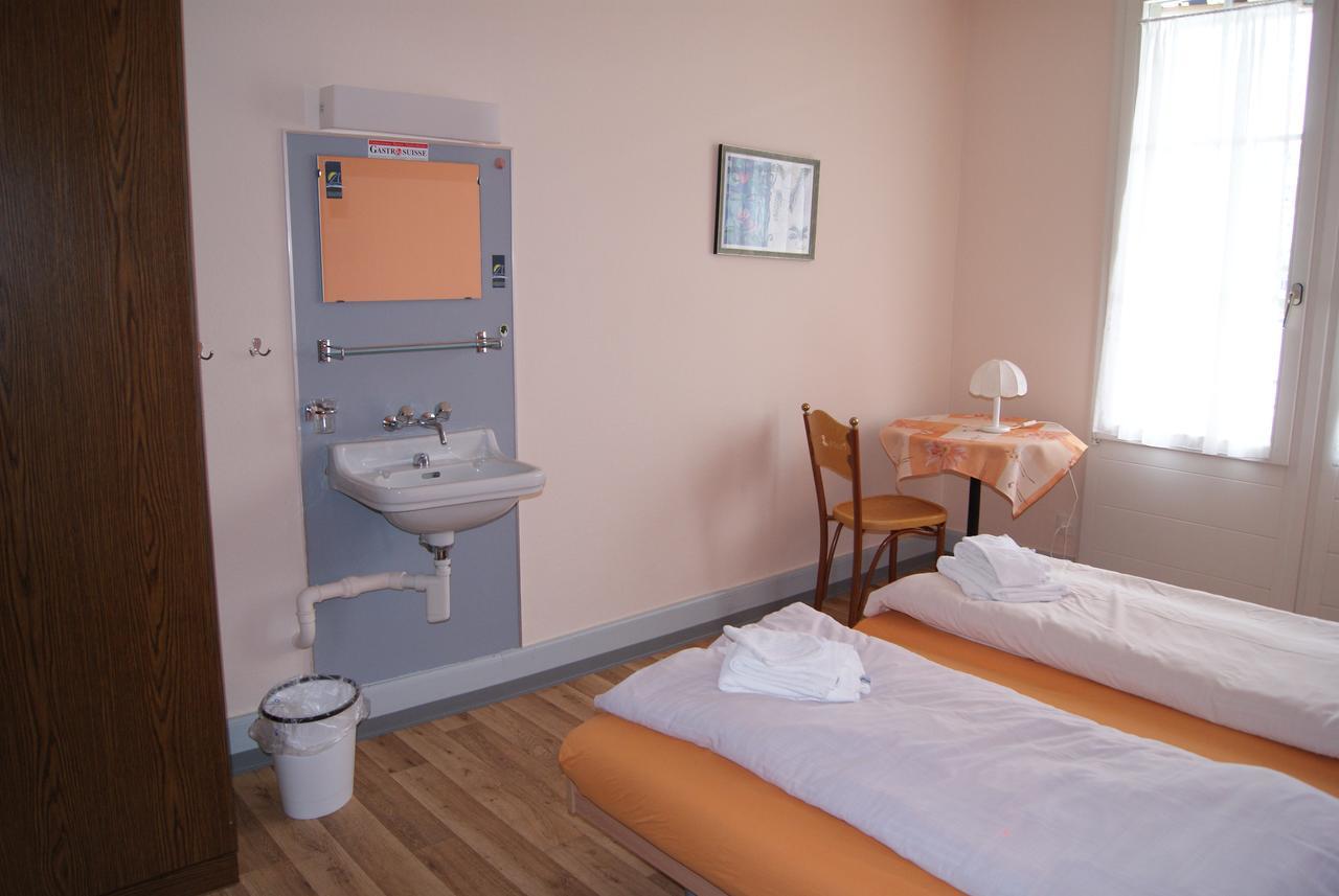 Hotel Schlosspintli Spiez Zewnętrze zdjęcie